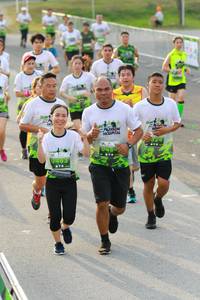 BIB: 464
                            <button type="button" onclick="openModal(3536051)" class="btn btn-primary btn-sm float-right btn-popup" data-toggle="modal" data-target=".modal-high-quality">
                        <i class="fas fa-shopping-cart"></i> Add to Cart
                    </button>
                                            <button type="button" onclick="isThisMe(3536051, true)" class="btn btn-success btn-sm float-right btn-popup btn-isme hidden" data-toggle="tooltip" data-placement="bottom" title="นี่คือรูปของคุณใช่ไหม คลิกที่นี่เพื่อเอาเข้าอัลบั้ม">
                        <i class="fas fa-plus"></i> Add to album
                    </button>
                    <button type="button" onclick="isThisMe(3536051, false)" class="btn btn-warning btn-sm float-right btn-popup btn-isnotme hidden">
                        <i class="fas fa-ban"></i> Remove from album
                    </button>